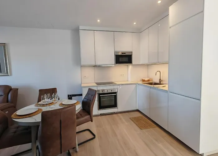 O Lar Da Mota ,playa Flamingo *