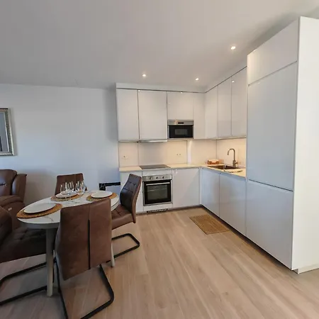 O Lar Da Mota ,playa Flamingo *