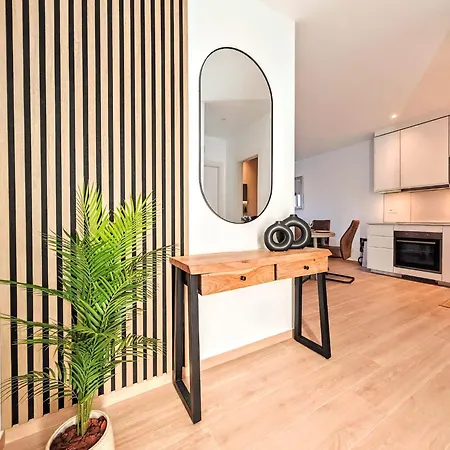 O Lar Da Mota ,playa Flamingo Playa Blanca