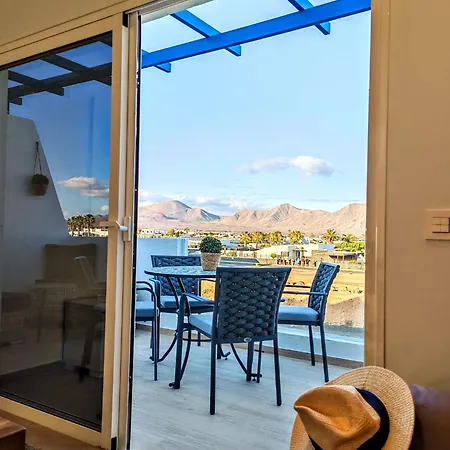 O Lar Da Mota ,playa Flamingo * Playa Blanca